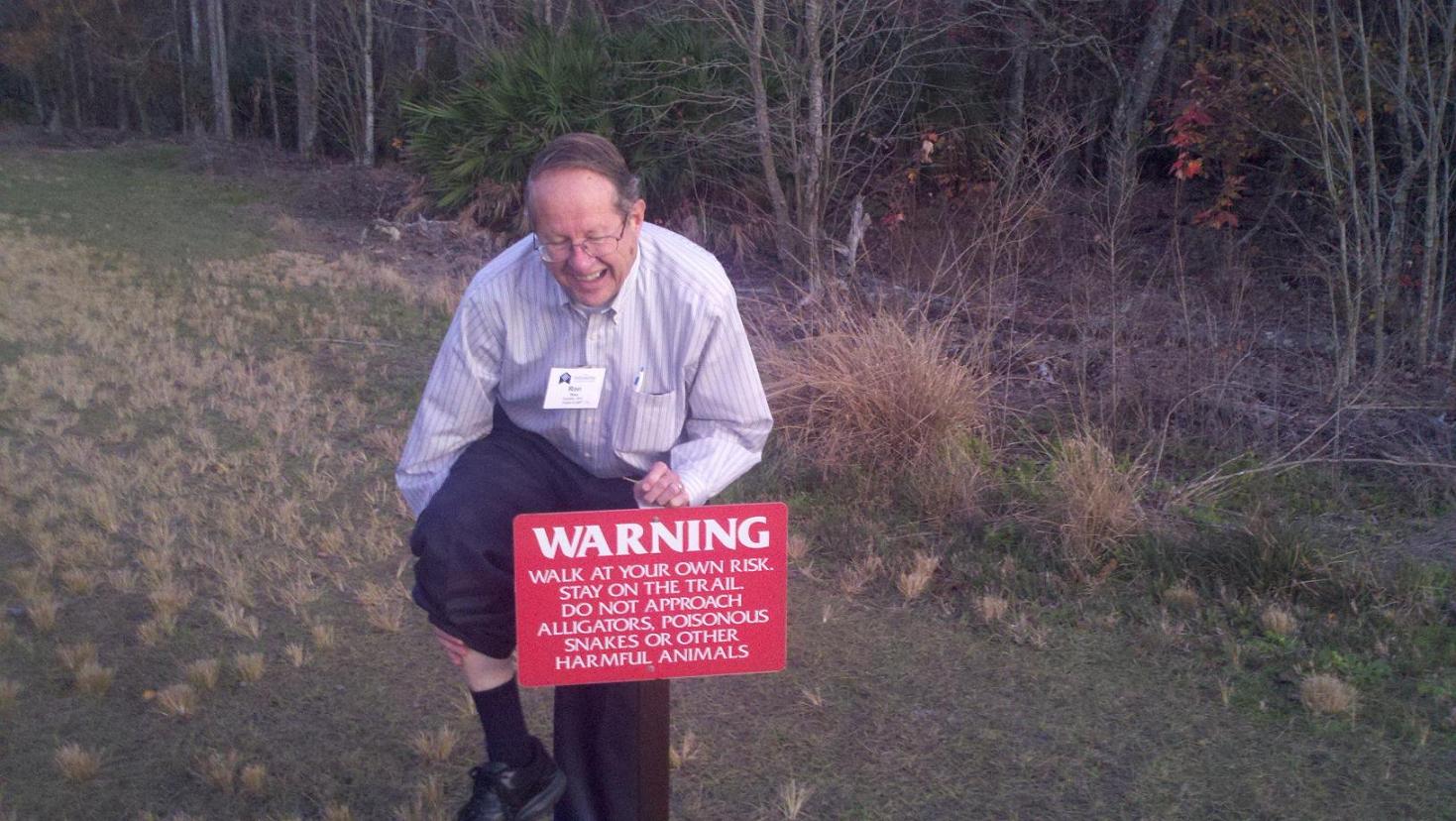 readTheSign.jpg