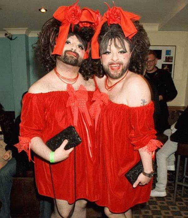 siamese-twins02.jpg