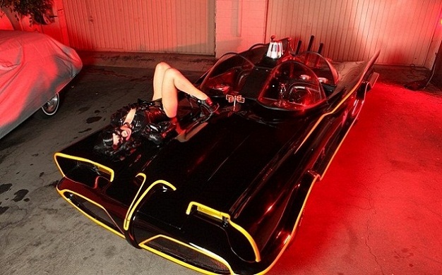 MasuimiMaxBatmobile0121.jpg