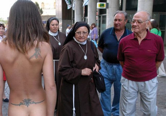 nuns.jpg