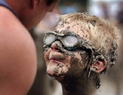 1336729931funny-dirty-boy-33.jpg