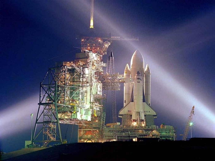 Shuttle on the pad awesome lighting 1.jpg