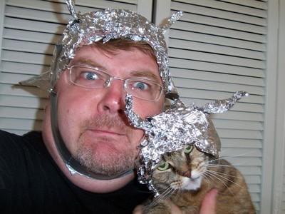 412276_tinfoilhat.jpg