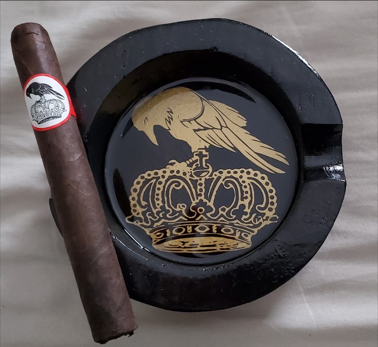 CrookOfTheCrownAshtray519X476.jpg