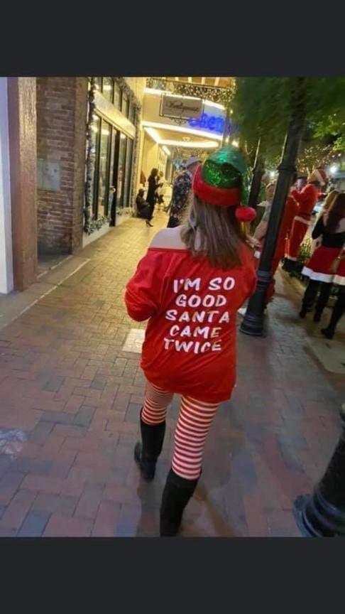 Santatw.jpg
