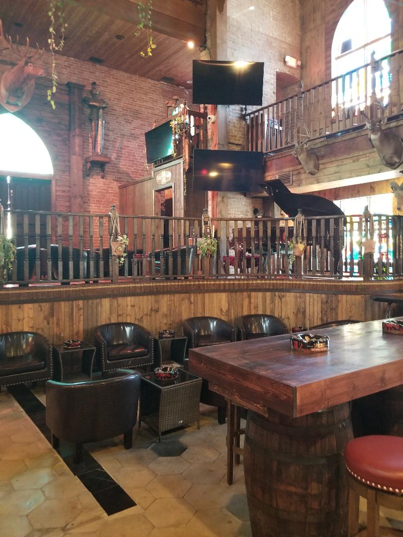 Bar & Stage.jpg