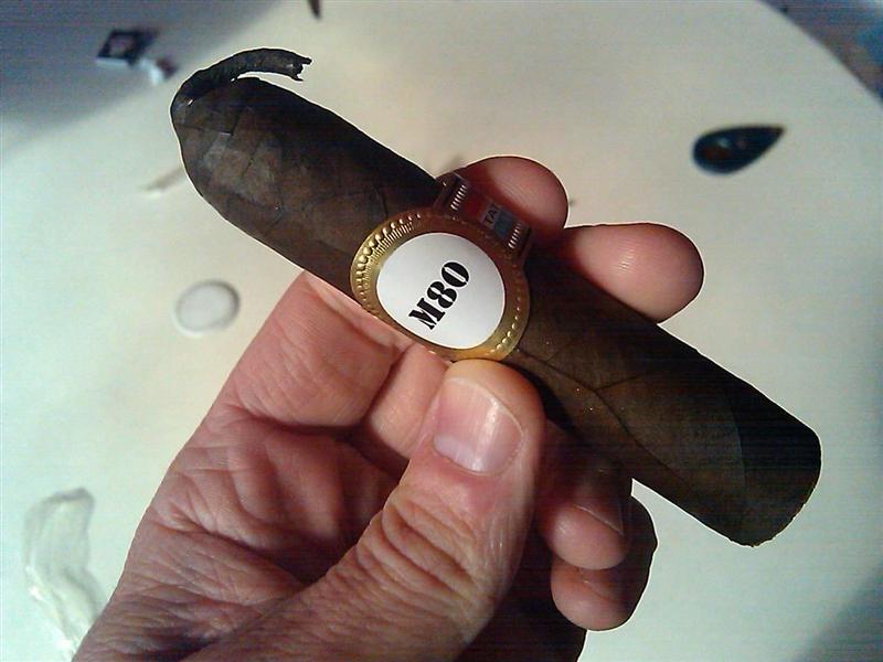 cigar Tatuaje M80 fuse (Medium).JPG