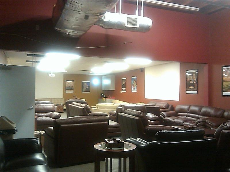 Cigar lounge (Medium).JPG