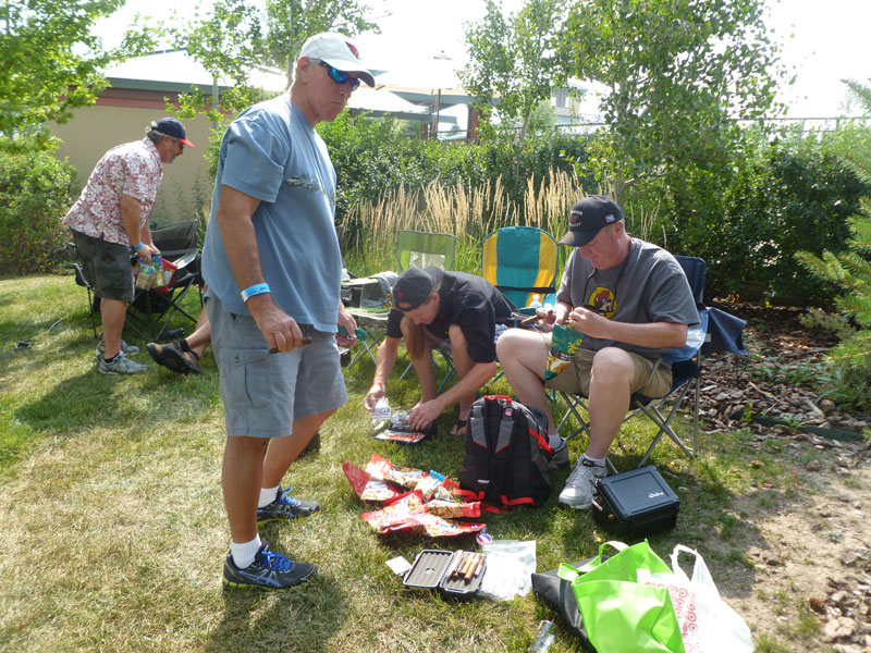 P1110352_PalamasOneTonBombs.jpg