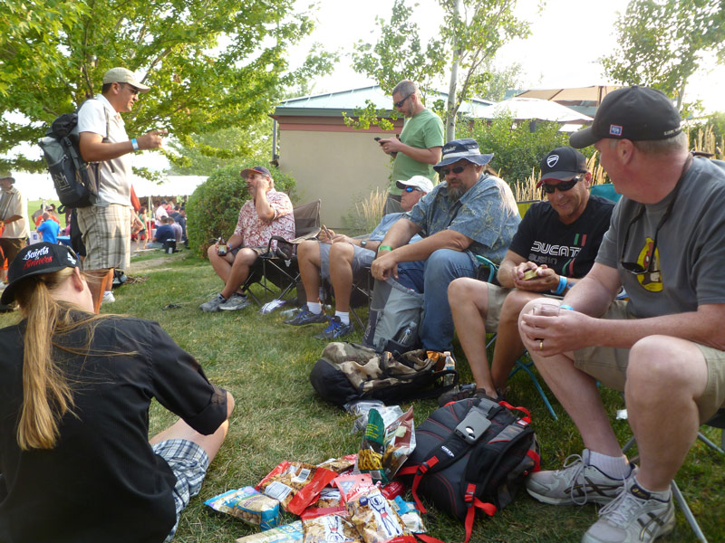 P1110357_WhoCanOpenTheCan.jpg