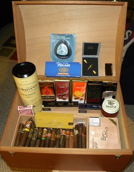 secret santa.jpg