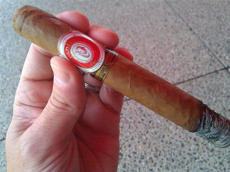 cigar padilla achilles (Medium).JPG